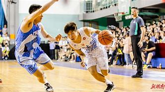 包含“逆境翻盘:球队如何在落后中找到逆转的秘诀”的词条 包含“逆境翻盘:球队如何在落后中找到逆转的秘诀”的词条