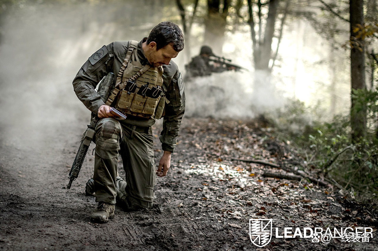 战术创新：新颖打法革新比赛节奏