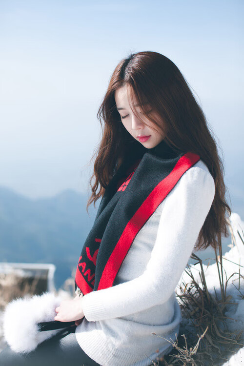 _城市灯光跑:闪耀夜晚的运动盛宴_,城市灯光夜景说说心情短语