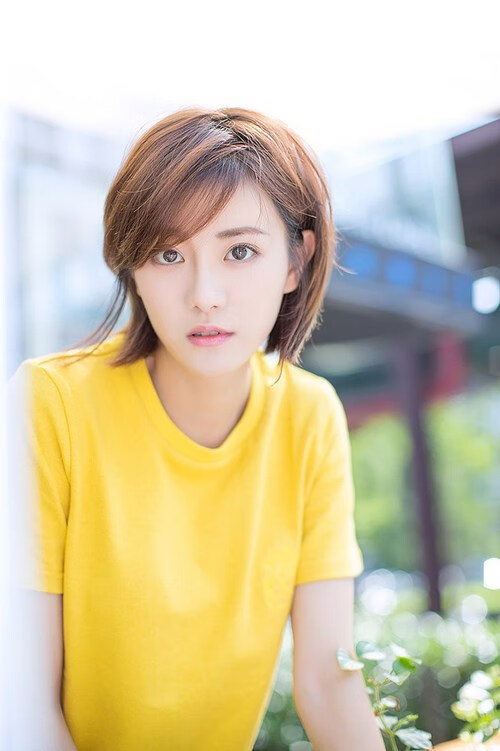 库里连续史诗级“火球”投篮，打破三分纪录，领跑联盟！，库里投球的视频