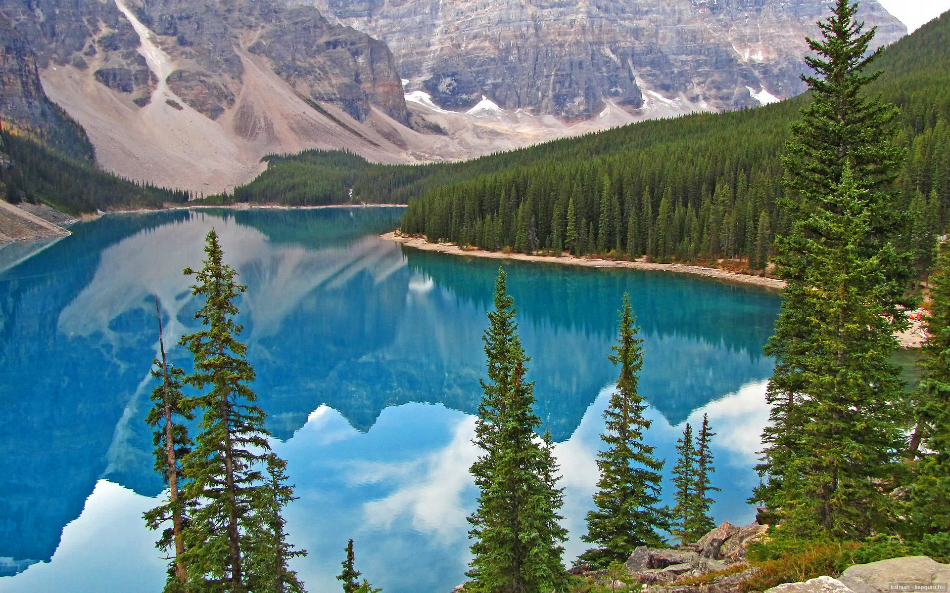 詹姆斯再砍三十湖人战绩攀升，詹姆斯受伤前湖人战绩